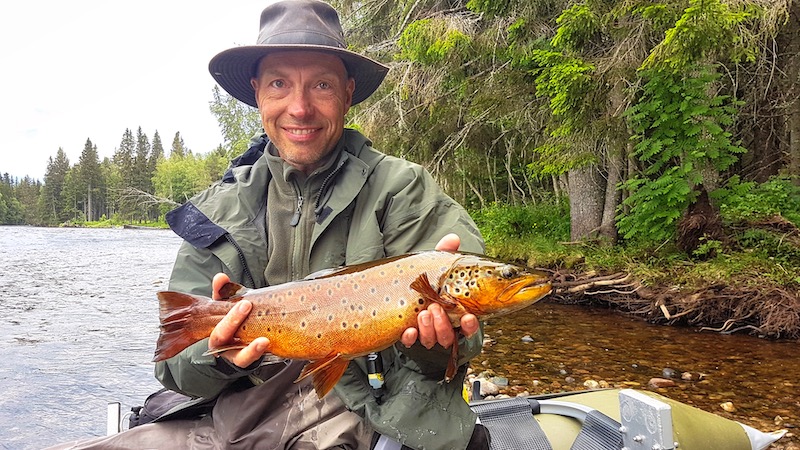 190705 rena lars trout