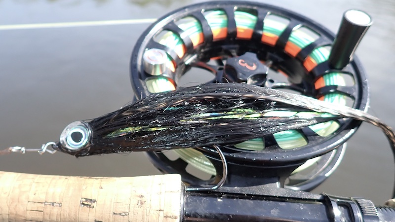 Ålen - geddeflue bundet af Daniel Holm 240503 gudenaa eel fly